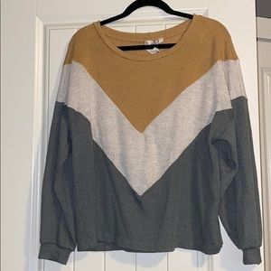 Blu-Pepper Triangle Long Sleeve
